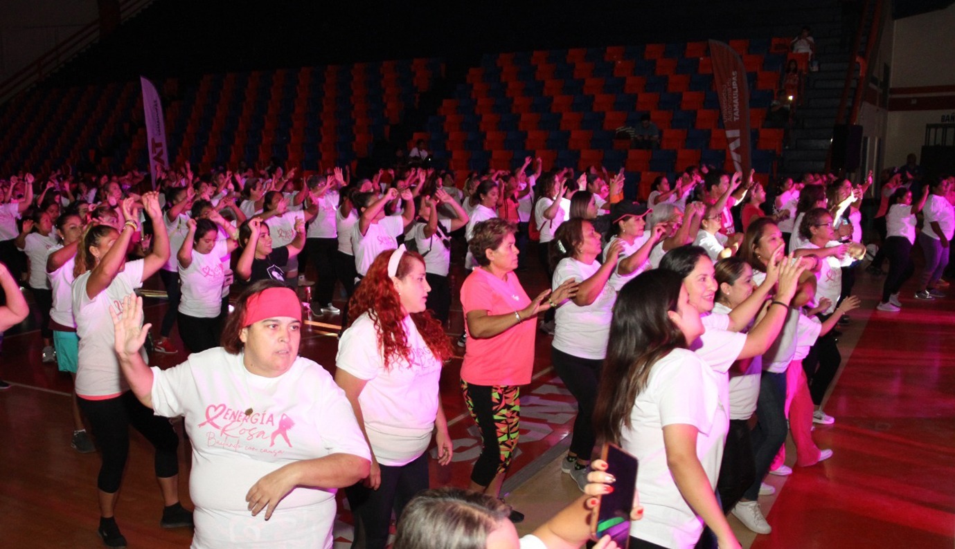 Organiza la UAT el Zumbathón con Causa “Energía Rosa: Baila, Dona, Inspira”