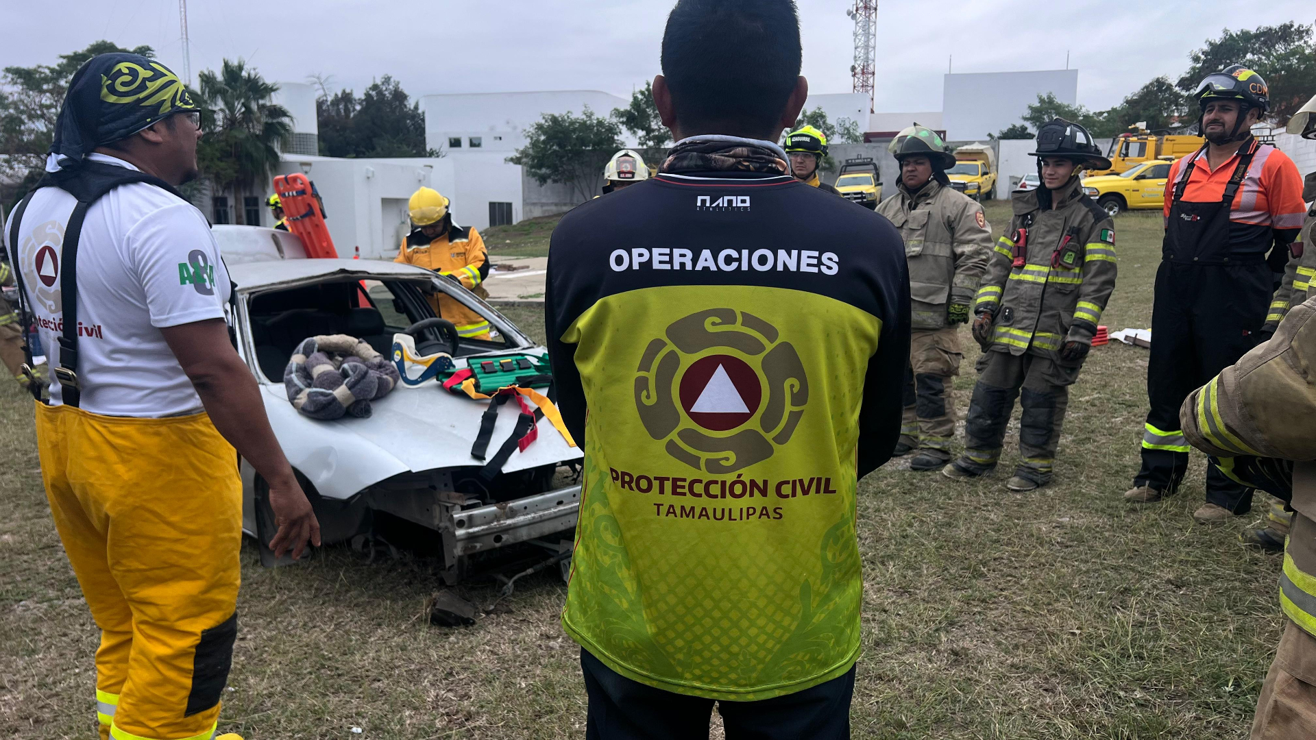 Refuerza PC acciones de 'primera respuesta'  en extracción vehicular