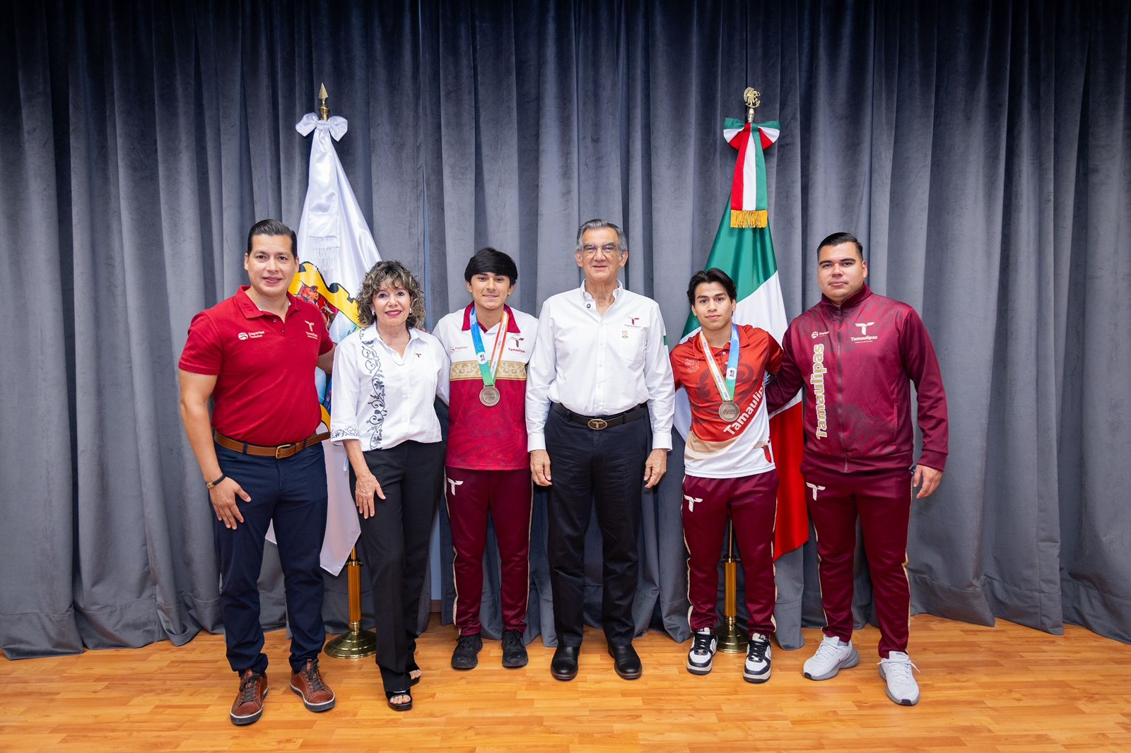 Sostiene AVA Encuentro con históricos campeones tamaulipecos