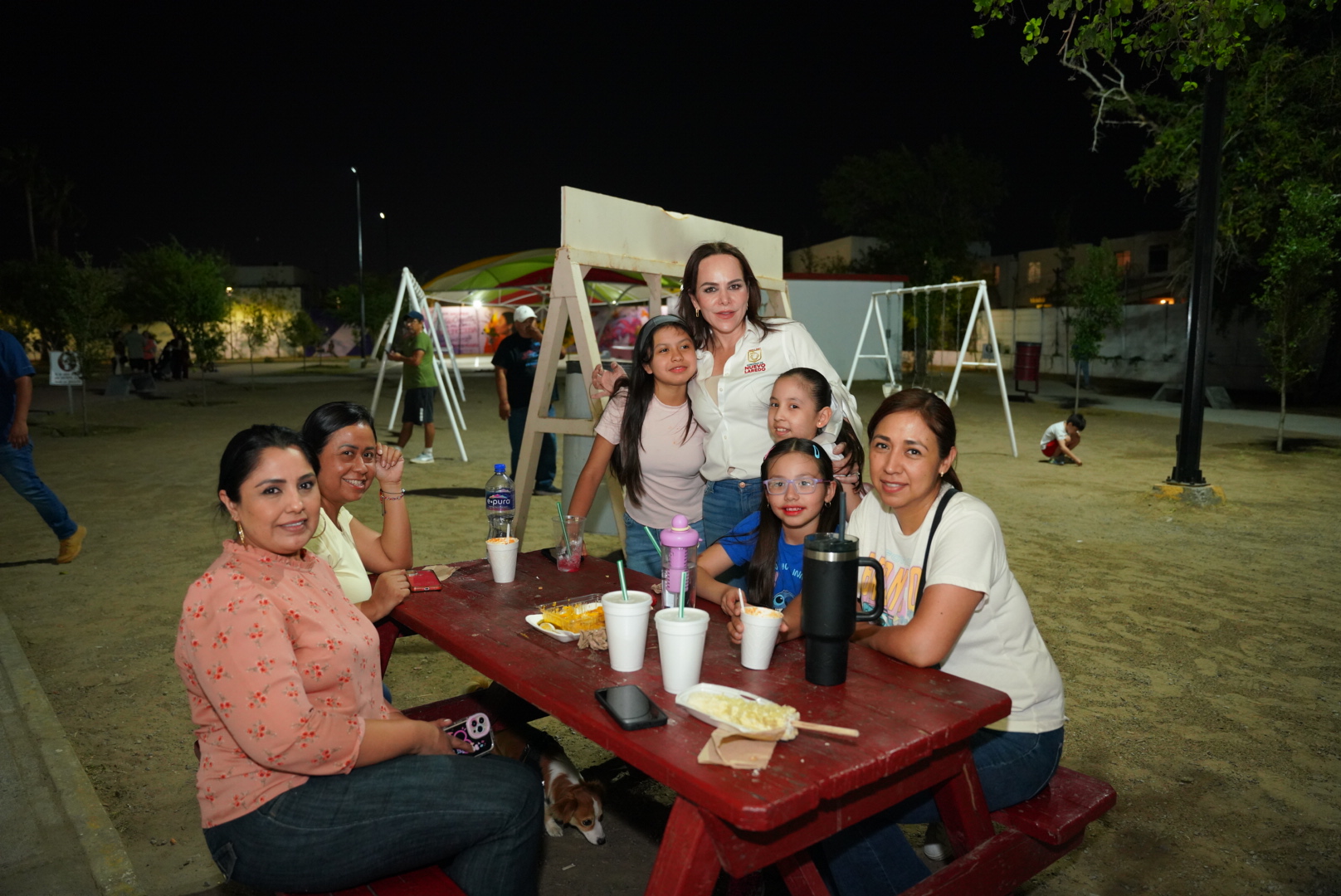 Trabaja Gobierno de NLD en una Celebración de Pascua Sana y en Paz