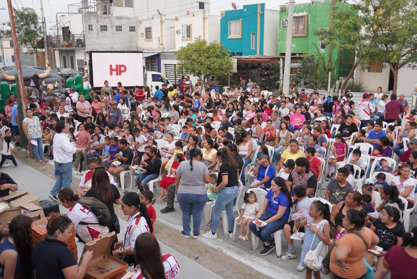 Estamos cerca de las familias reynosenses... cerca de los Niños (as): Prieto