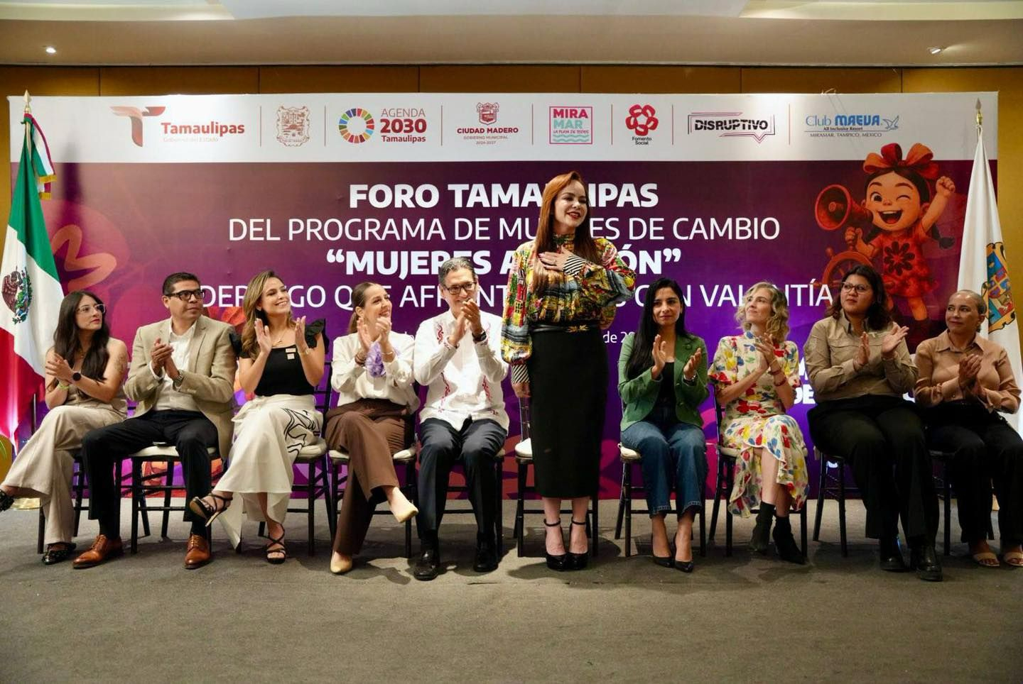 Carmen Lilia  representa a Nuevo Laredo en Foro de Mujeres de Cambio