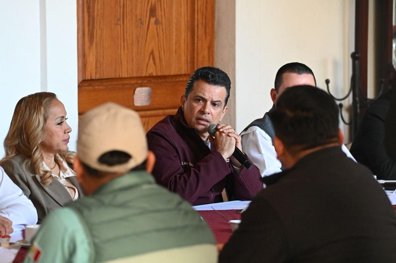 'De la mano de nuestros amigos sindicalizados cambiamos rostro a la Capital'