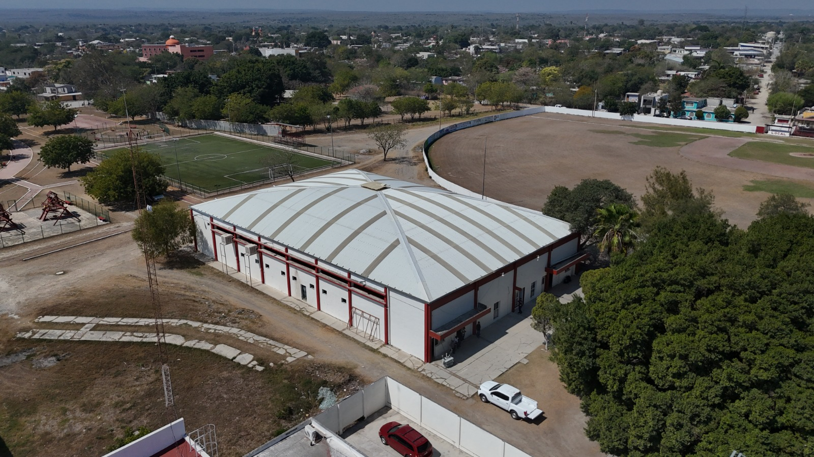 Despliega Estado espacios para cultura, recreación y activación física en SLM
