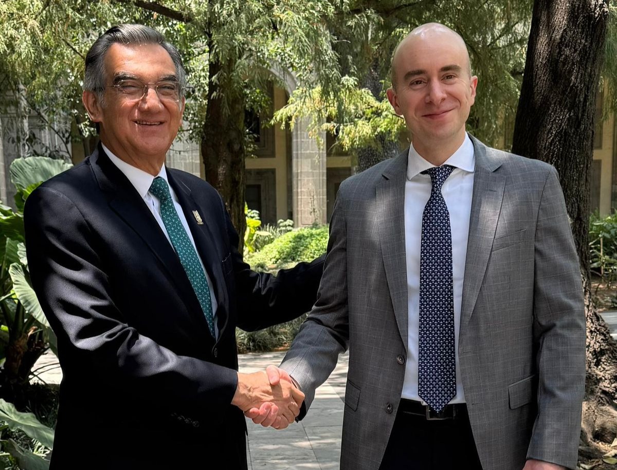 De la mano, con Bienestar-Federal, seguirenos generando acciones de beneficio a tamaulipecos: AVA en CDMX