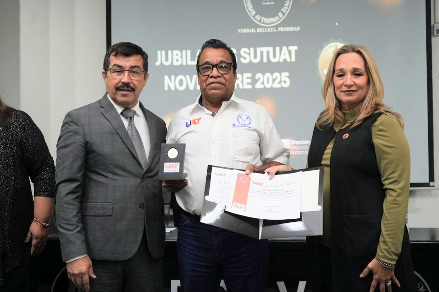 Preside rector homenaje al personal jubilado del Sindicato de Académicos