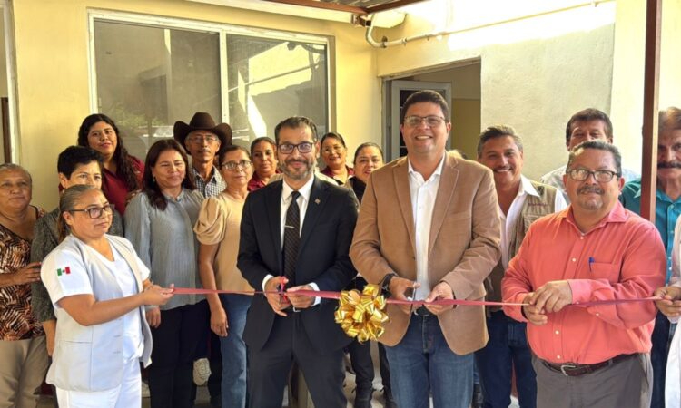 Entregan obras de mejora de La Clínica es Nuestra en la UMF de Jaumave