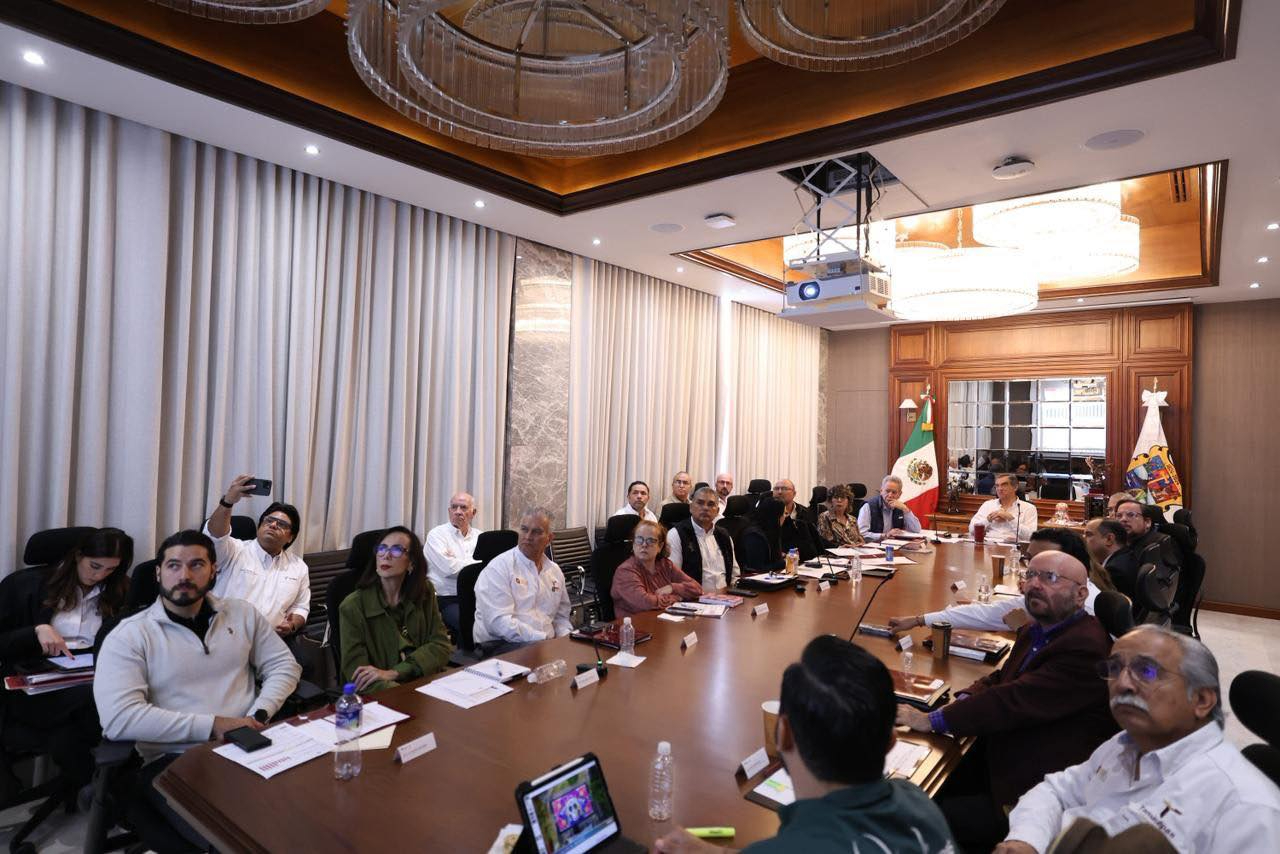 Evalúa Américo Villarreal con su gabinete, programas y acciones