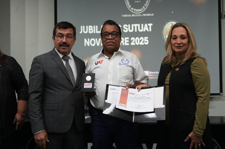 Preside rector Dámaso Anaya homenaje al personal jubilado del SUTUAT