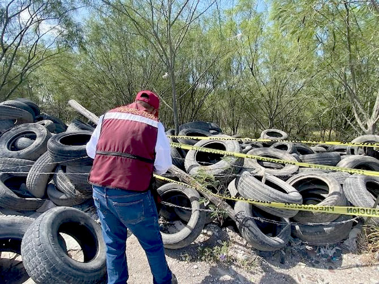 Clausura Estado, y asegura. predio con llantas en desuso en Reynosa