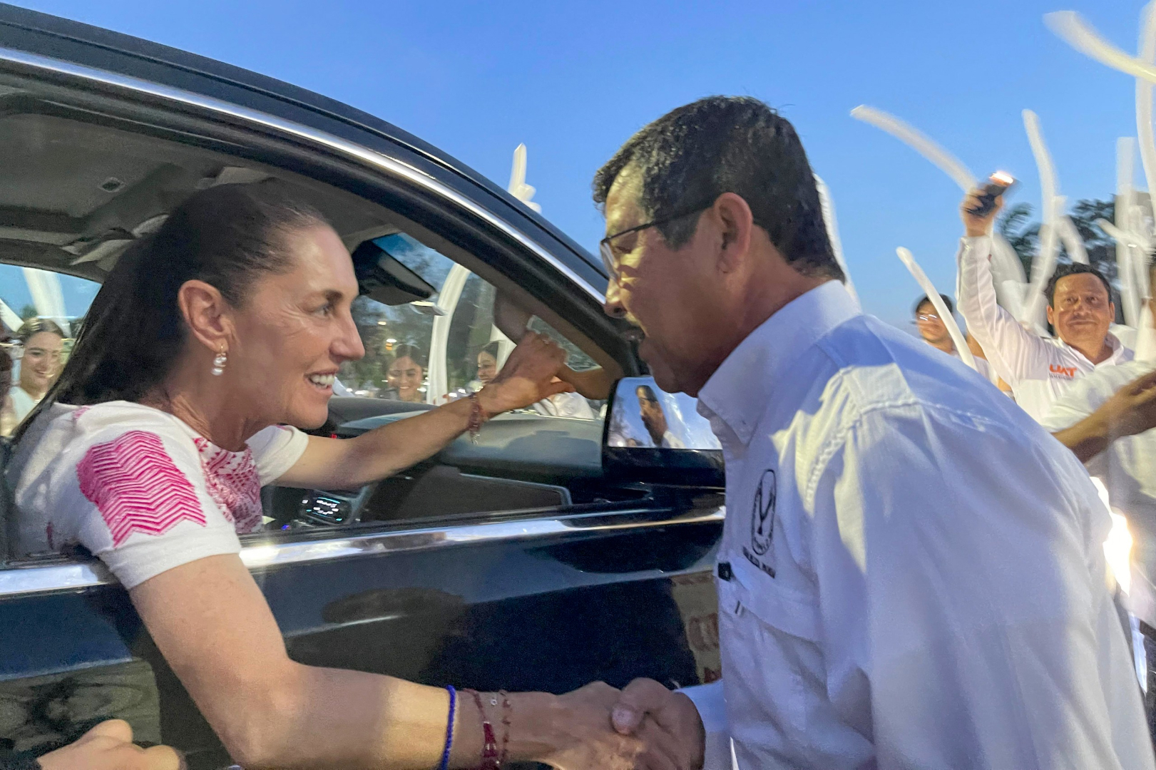 Comparte Sheinbaum, en su red social, video de recepción en UAT-Tampico