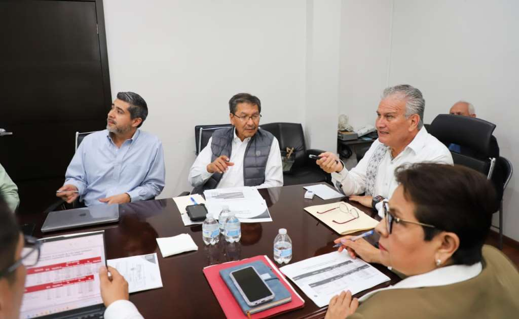 Avanza aplicación de vacunas de Influenza, COVID y Neumococo