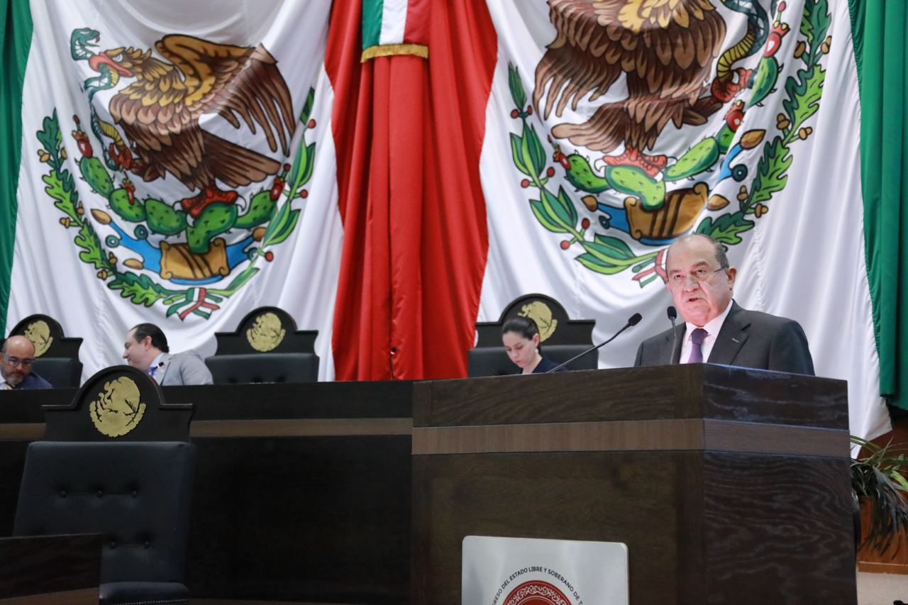 Desata GPPAN 'tromba' en Congreso con Iniciativa sobre vacunas pero luego no la defiende; 'indicadores de sexenio anterior, muy deficientes': MORENA