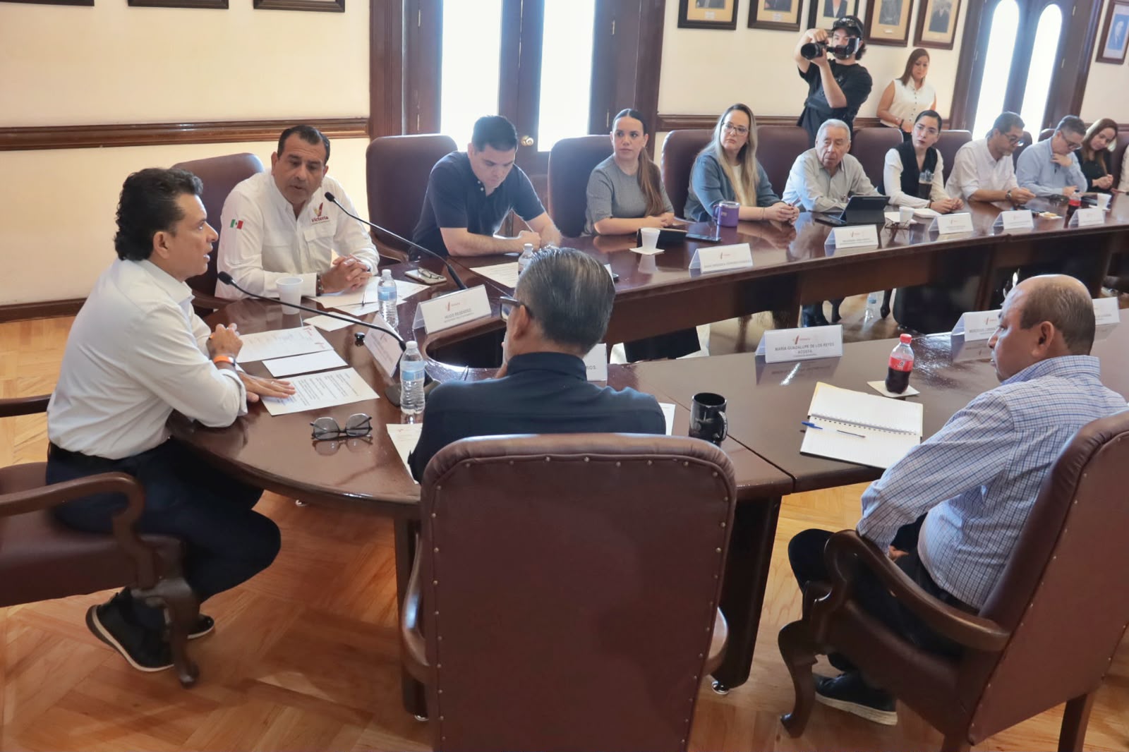Atención ciudadana, prioridad en agenda municipal: Gattás