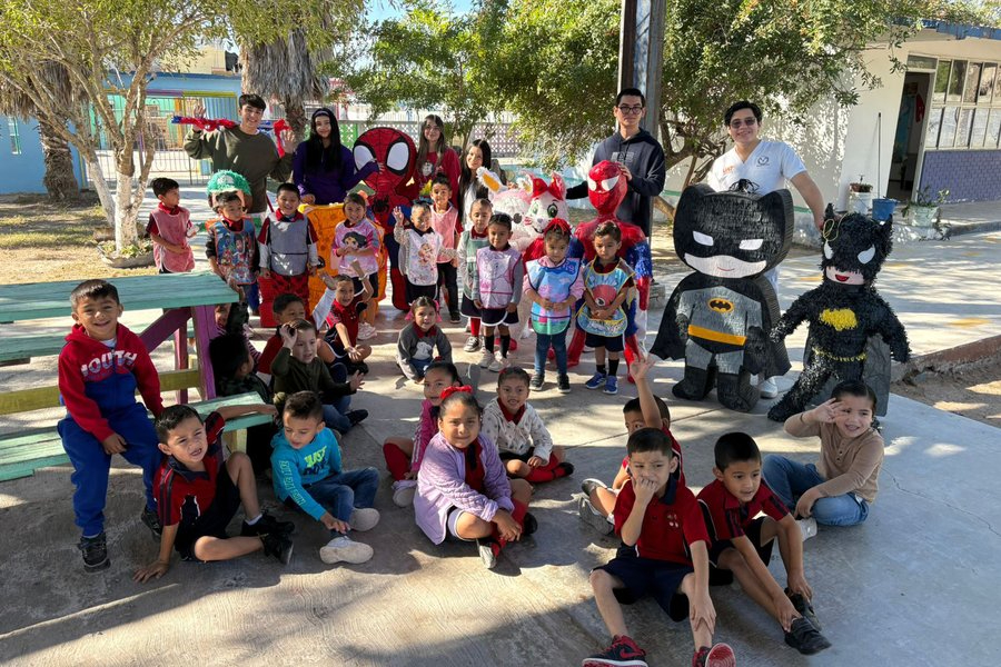 Estudiantes de la UAT apoyan bienestar comunitario