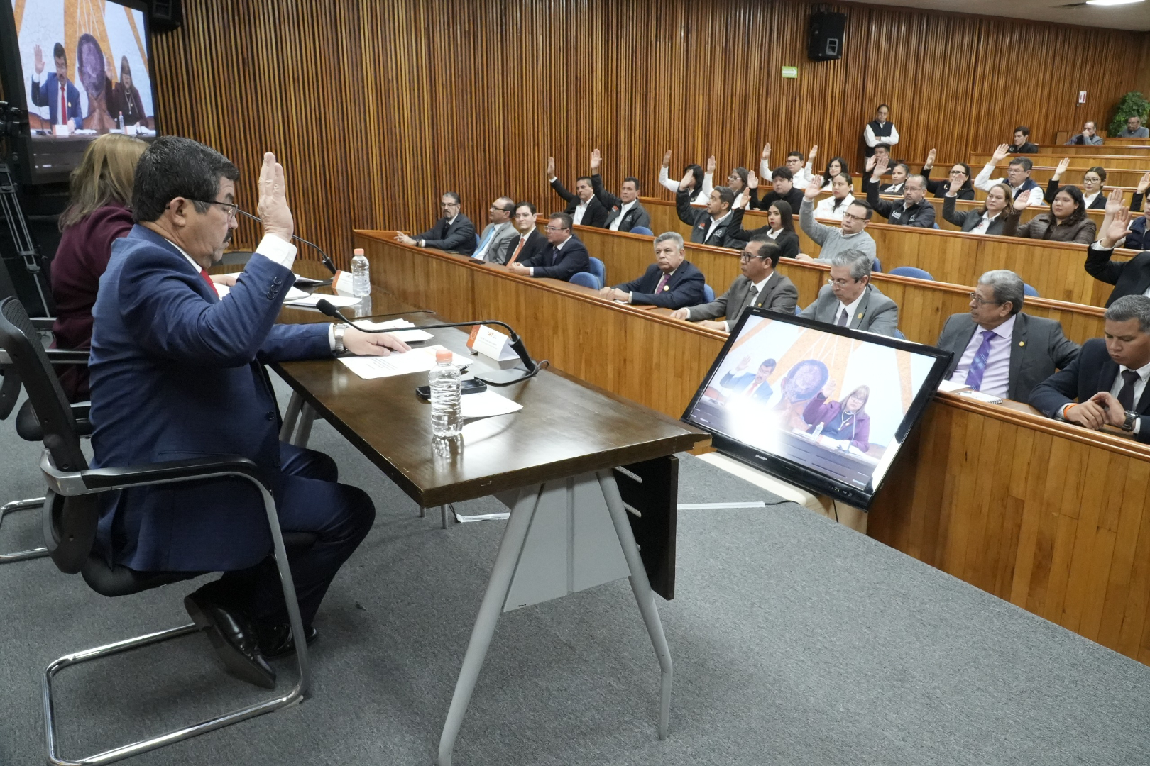 Fortalece UAT políticas institucionales de expansión y cobertura educativa...: Rector