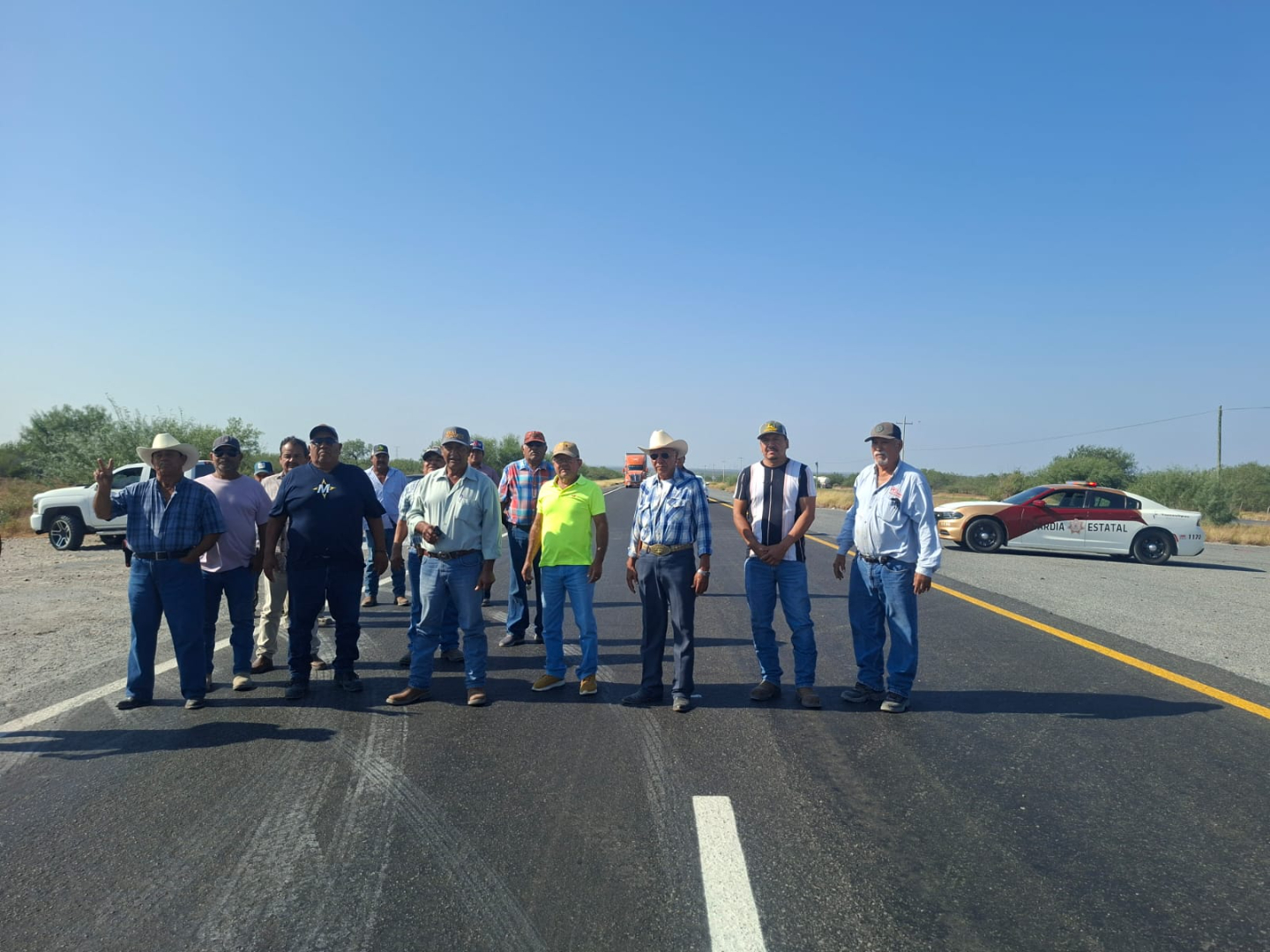 Bloqueos no son la vía para lograr una solución: SEGOB