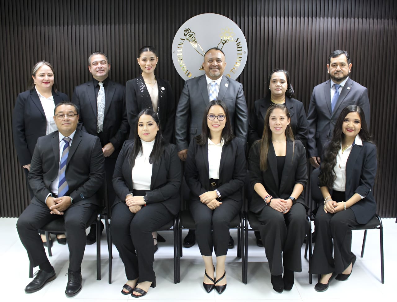 Avanza transformación académica en la UAT; gradúan Master's  en Innovación Educativa