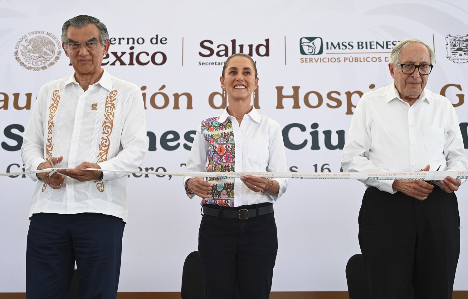 Tras una década de abandono, inauguran Sheinbaum y Américo Hospital General de Madero