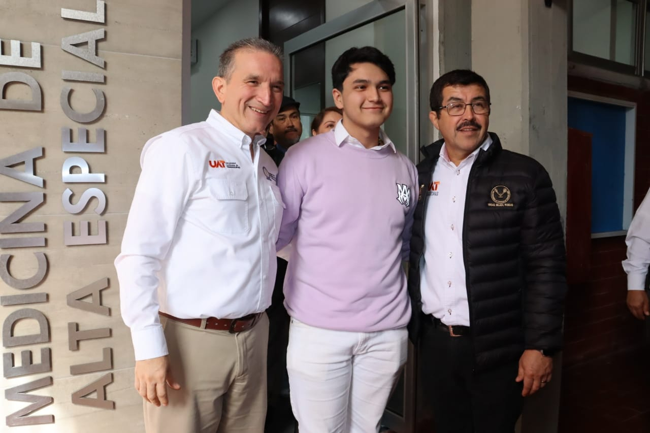 Impulsa UAT Modelo de Atención Médica Especializada; 'favorece a alumnos y población...'