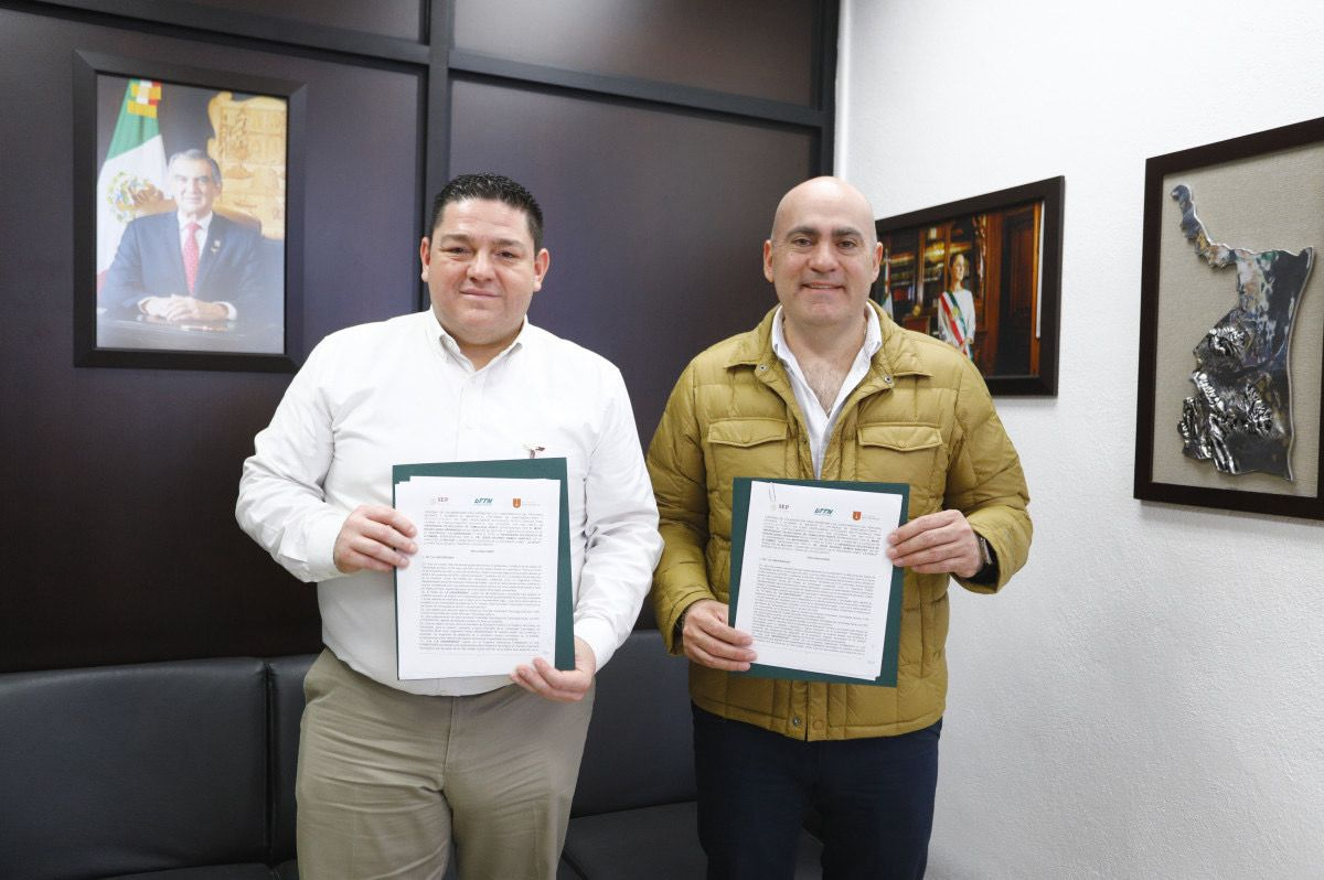 Signa UTTN Acuerdo para actualización tecnológica de su planta docente