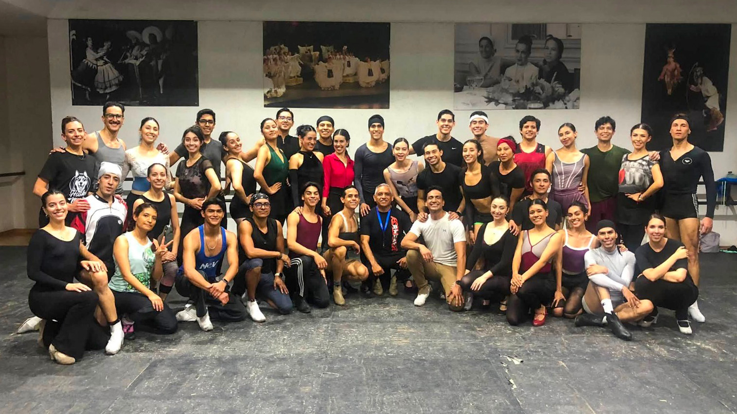 Refrenda UAT liderazgo cultural nacional en el Ballet Folklórico de  México